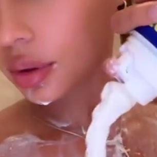 Astrid Nielsa video