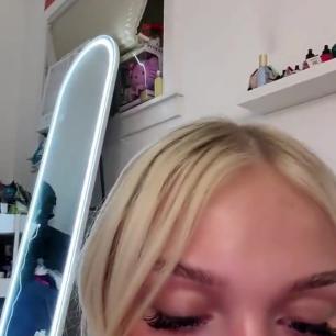 Kinky Katiee video